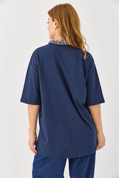 Kadın Fularlı Yazı Nakışlı Oversize Tshirt Lacivert