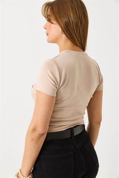 Kadın Kısa Kollu Kırmızı Kalp Baskılı Krem