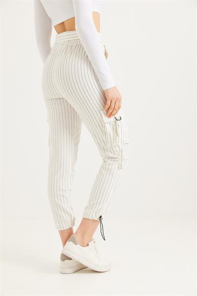  Yanları Cepli  Paça Lastikli Keten Pantolon  Beyaz