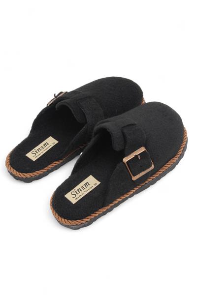 Kadın Önü Kapalı Tokalı Keçe Siyah Ev Terliği