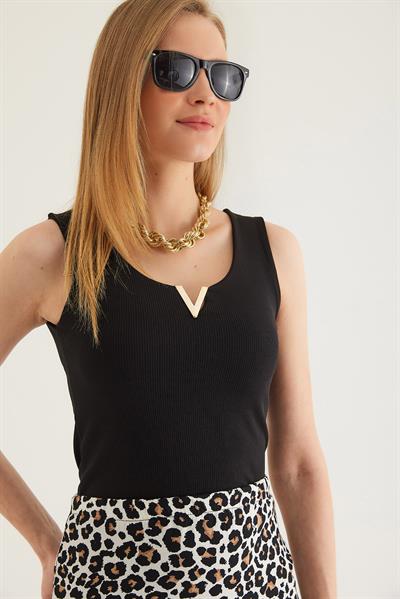 Yaka V Detay Triko Bluz Siyah