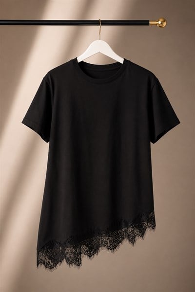 Kadın Eteği Dantel Detaylı Bisiklet Yaka Tshirt Siyah