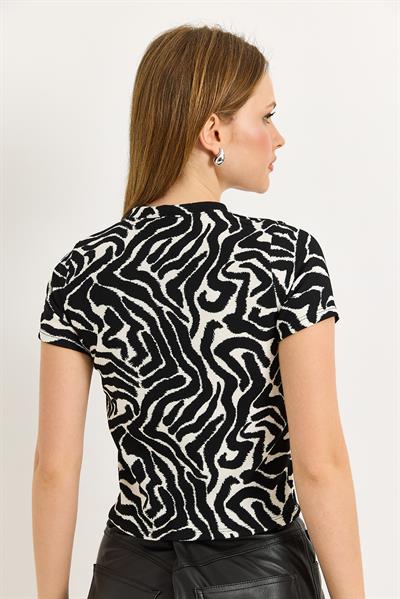 Zebra Desen Fitilli Örme Kumaş Siyah Bluz