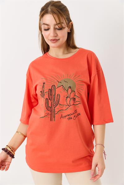 Kadın Çöl Tema Baskılı Bisiklet Yaka Tshirt Nar Çiçeği