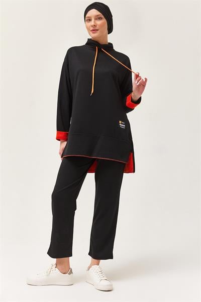 Arma Detaylı İkili Spor Takım Siyah