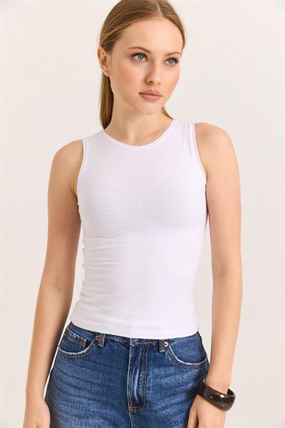 Kolsuz Bisiklet Yaka Bluz Beyaz