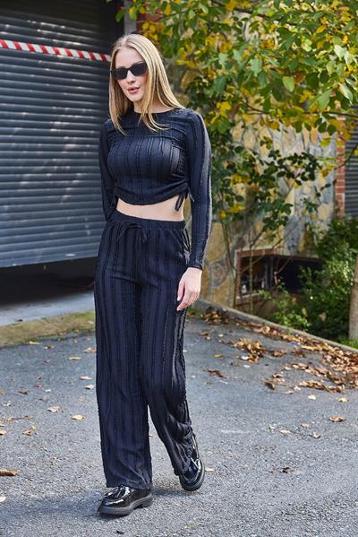 Kadın Cozy Triko Saçaklı Crop Büzgü Detaylı Siyah