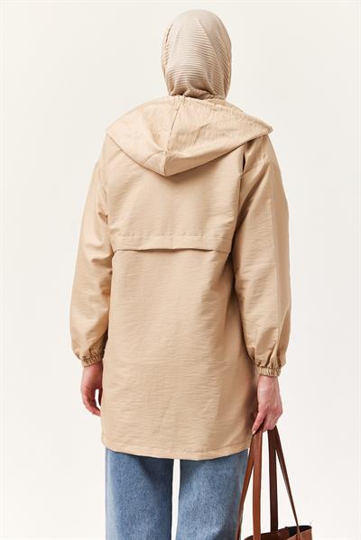 Çıtçıtlı Kapüşonlu Yağmurluk Bej
