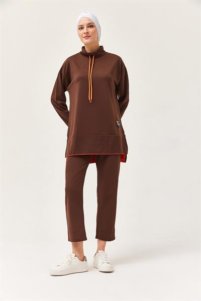 Arma Detaylı İkili Spor Takım Kahverengi
