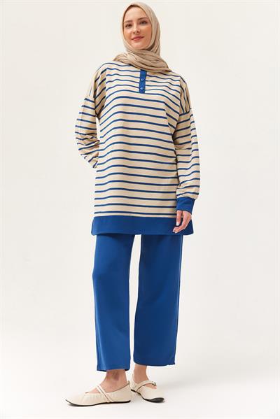 Yakası Düğmeli Çizgili İkili Takım Lacivert