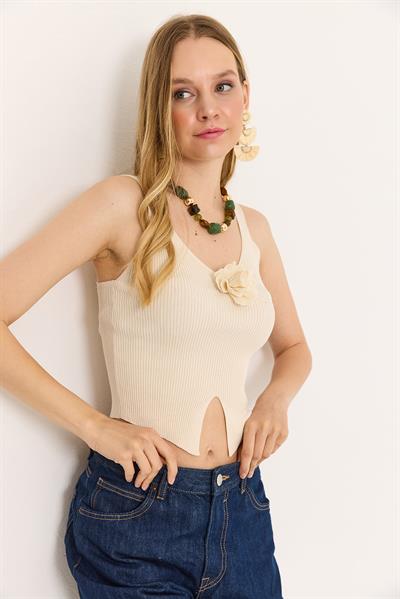 Gül Motifli Triko Crop Bluz Bej