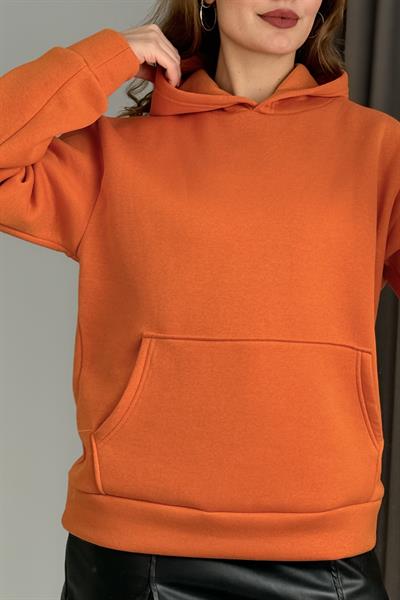 Üç İplik Turuncu Şardonlu Kangru Cepli Kapişonlu Sweat