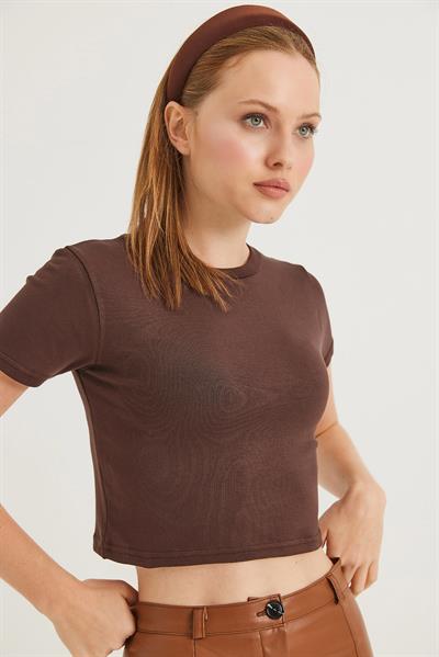 Bisiklet Yaka Esnek Crop Bluz Kahverengi