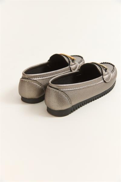 Hafif Taban Aksesuarlı Günlük Babet Gümüş