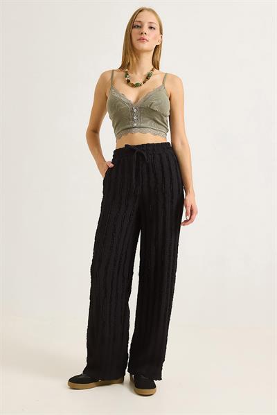 Geniş Paça Pileli Belden Bağlamalı Pantalon Siyah