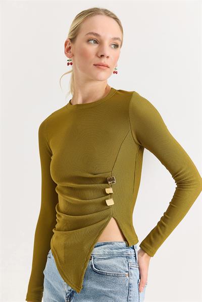 Yanları Tokalı ve Yırtmaçlı Uzun Kollu Bluz Haki