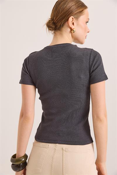 Yuvarlak Yaka Zincir Detaylı Örme Kaşkorse Bluz Füme