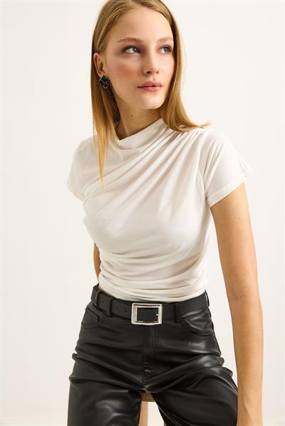 Kısa Kol Büzgülü Bisiklet Yaka Bluz Beyaz