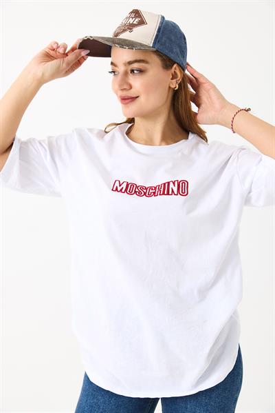 Kadın Kırmızı Yazı Baskılı Bisiklet Yaka Tshirt Beyaz