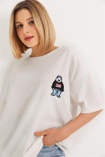 Nakışlı Bisiklet Yaka Tshirt Beyaz