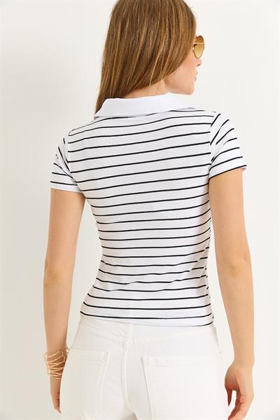Polo Yaka Çizgi Desenli Kadın Tshirt Beyaz