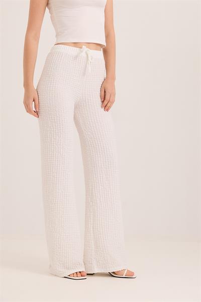 Bubble Örme Kumaş Rahat Kalıp Pantolon Beyaz