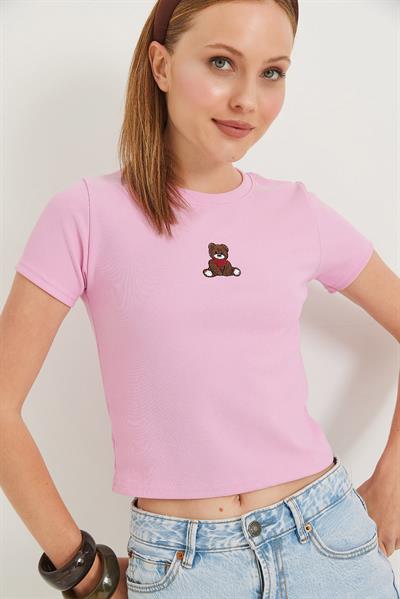 Ayıcık Nakışlı Esnek Crop Bluz Pembe