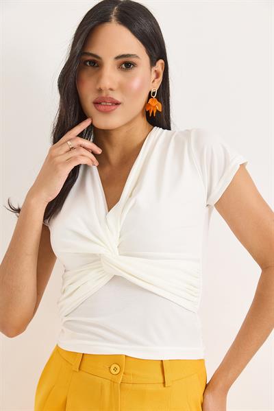 Kruvaze Yaka Çarpaz Bağlama Detaylı Bluz Beyaz