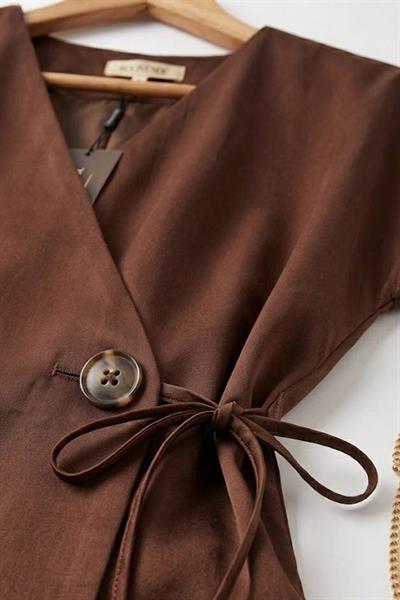 Kadın Çapraz Model Yandan Bağlamalı Tasarım Bluz Kahverengi