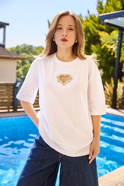 Kalp Detaylı  Oversize Kadın Tshirt Beyaz