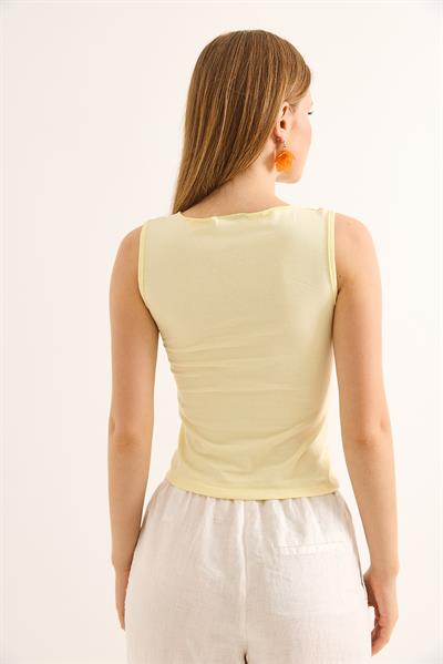 Dantel Detaylı Kolsuz Top Bluz Sarı