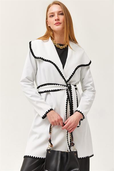 Çoban Dikişli Kuşaklı Hırka Beyaz