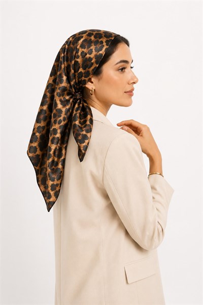 Şifon 45X45 Ölçülü Fular Leopar Desenli