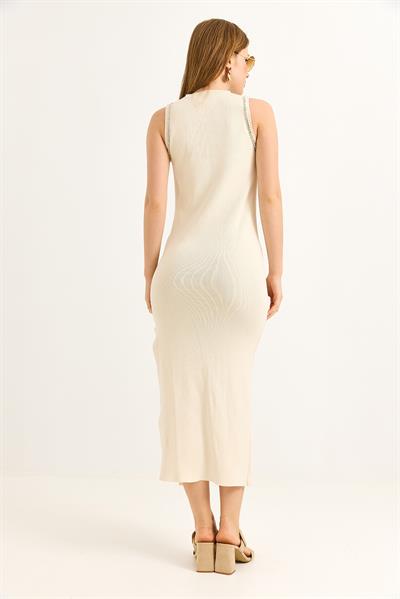 Omuzları Taş İşlemeli Krem Elbise