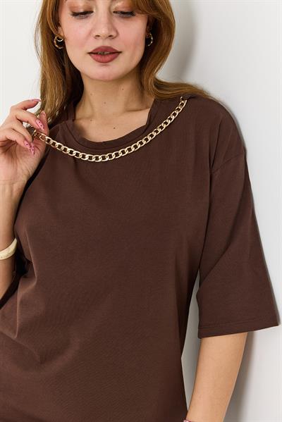 Kadın Yakası Gold Zincirli Bisiklet Yaka Tshirt Kahverengi