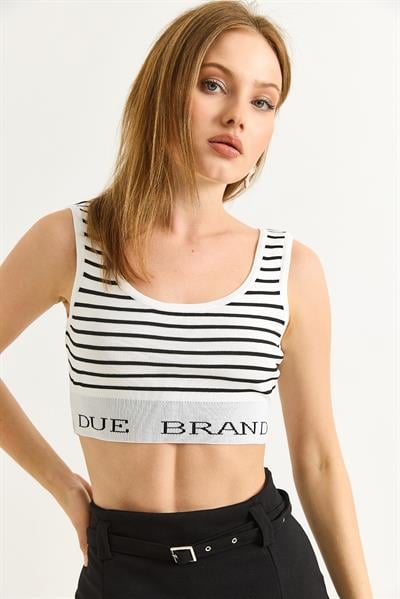 Çizgi Desenli Geniş Yaka Crop Triko Bluz Beyaz