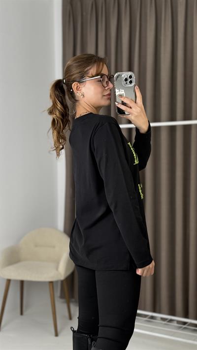 Kadın Siyah Yazı Baskılı Uzun Kollu Tshirt