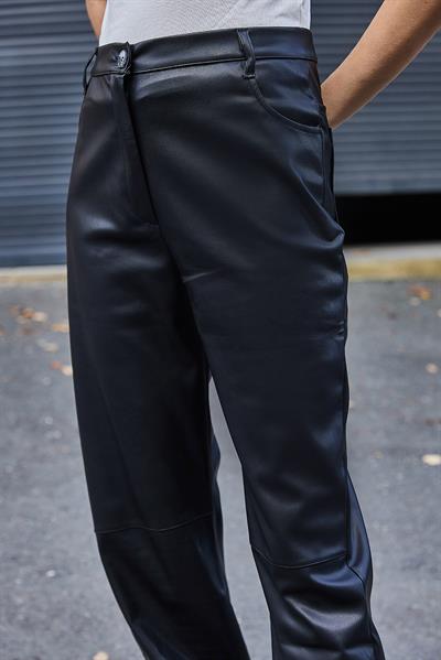 Kadın Bol Paça Tam Kalıp Deri Pantalon 
