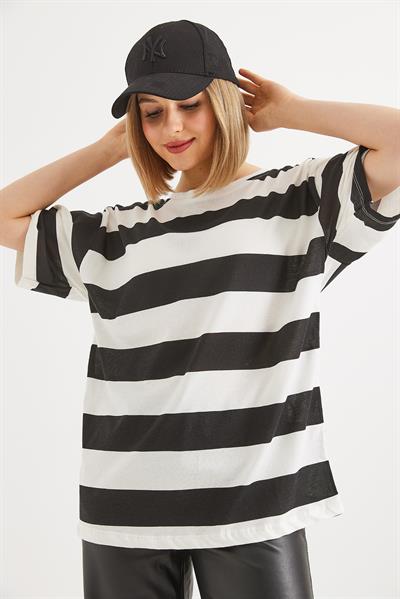 Bisiklet Yaka  Çizgili Basic Tshirt Siyah