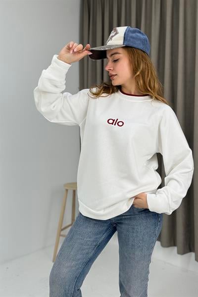 Kadın Yakası Garnili Bol Kesim Sweatshirt Beyaz