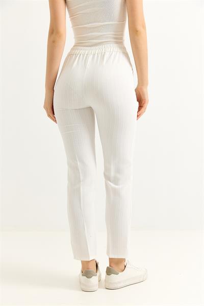 Beli Lastikli Çizgi Desenli Krep Pantolon Beyaz