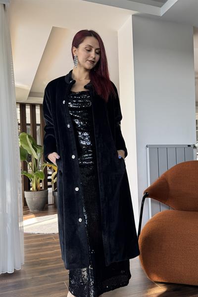 Yumuşak Modern Çıtçıtlı Kaban Siyah