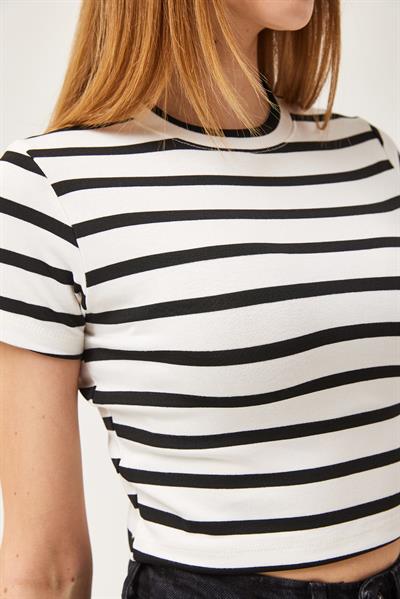 Çizgili Bisiklet Yaka Crop Bluz Siyah