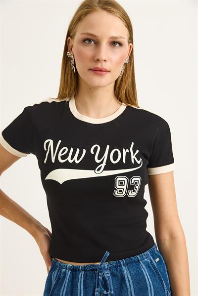 Bisiklet Yaka Şerit Detaylı Kadın Crop Tshirt Siyah