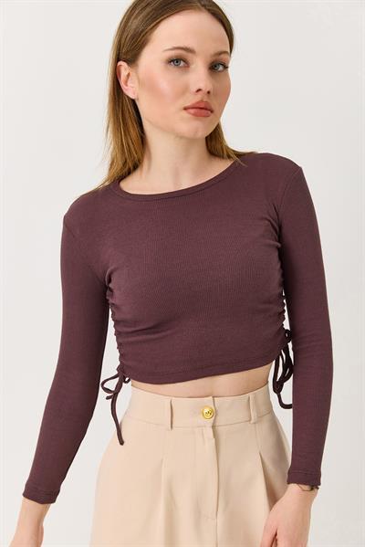 Yanları Büzgülü Uzun Kollu Kahverengi Bluz 