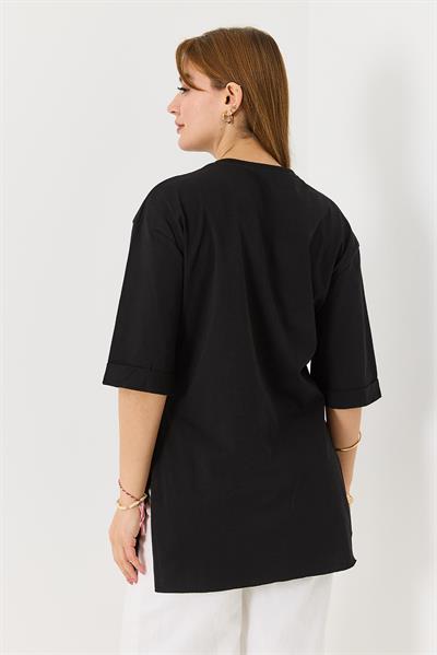 Kadın Kiraz Baskılı Yanları Yırtmaçlı Bisiklet Yaka Tshirt  Siyah