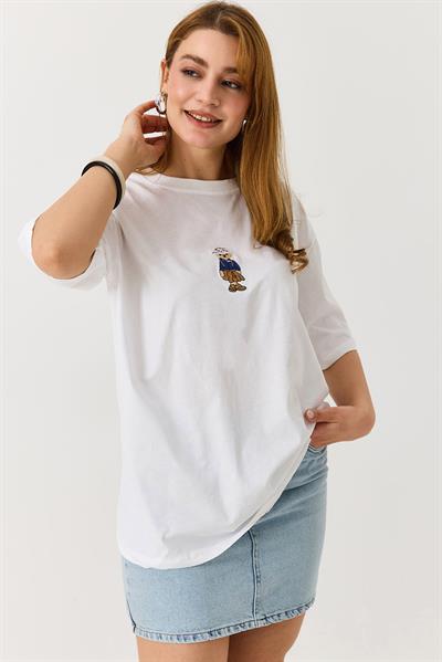Kadın Ayıcık Figürlü Bisiklet Yaka Oversize Tshirt Beyaz