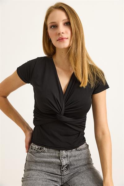 Kruvaze Yaka Çarpaz Bağlama Detaylı Bluz Siyah
