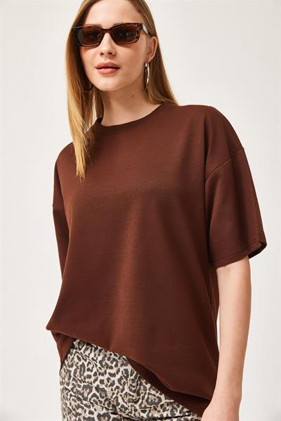 Basic Bisiklet Yaka Tshirt Kahverengi