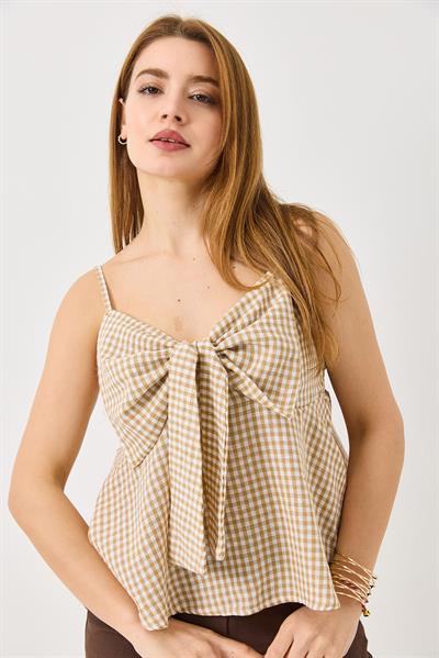 Kadın Büyük Fiyonk Detaylı Ekoseli Askılı Keten Görünümlü Bluz Vizon